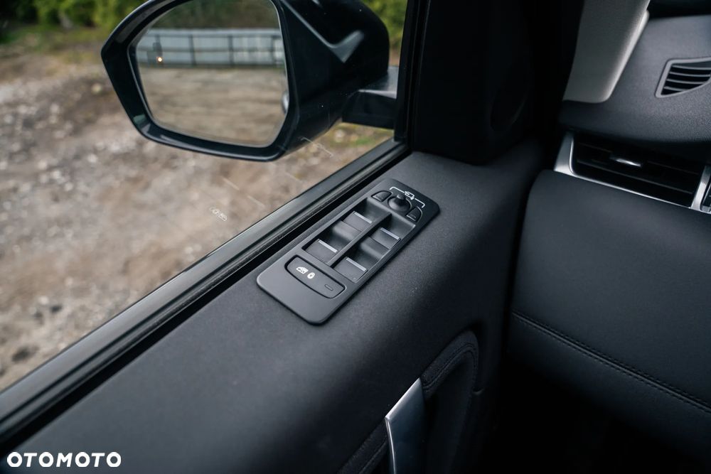 Land Rover Discovery Sport D165 Dynamic SE - 33