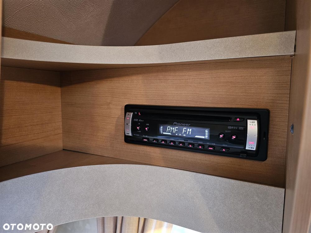 Inny SUPER STAN piękna zadbana TOP WERSJA przedsionek - 35