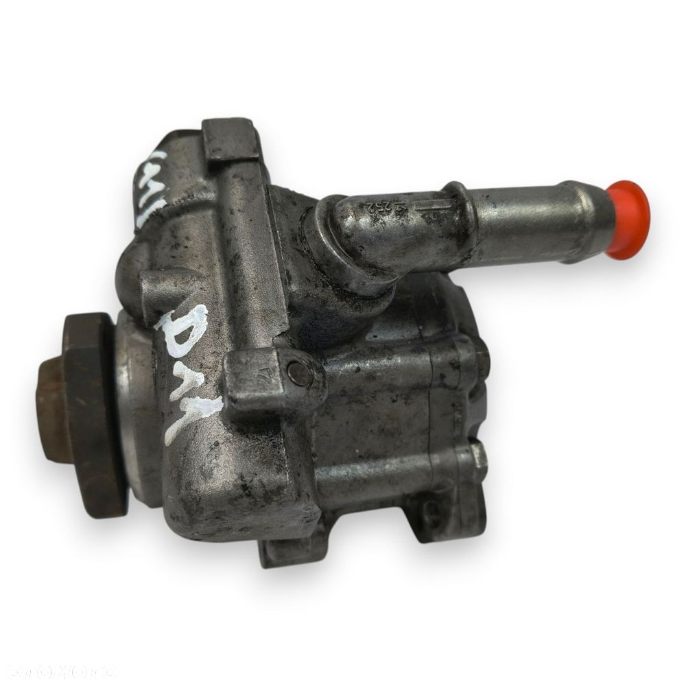 POMPA WSPOMAGANIA VW Polo 1.9 D 1J0422154 91.130 ZF - 2