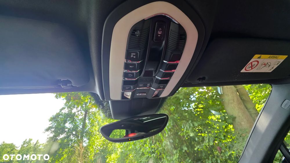 Porsche Cayenne S Diesel - 28