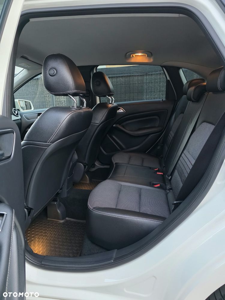 Mercedes-Benz Klasa B 180 (CDI) d 7G-DCT Style - 6