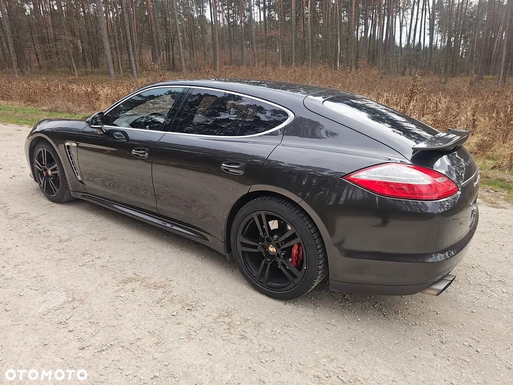 Porsche Panamera Turbo S - 15