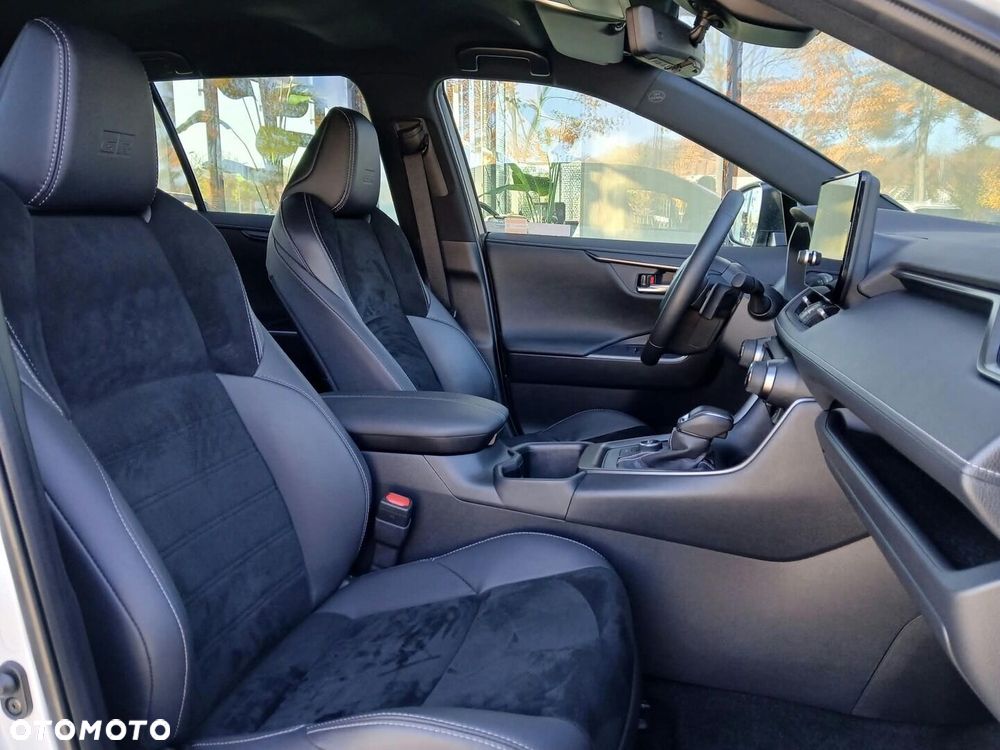 Toyota RAV4 2.5 Plug-In Hybrid GR Sport 4x4 - 24