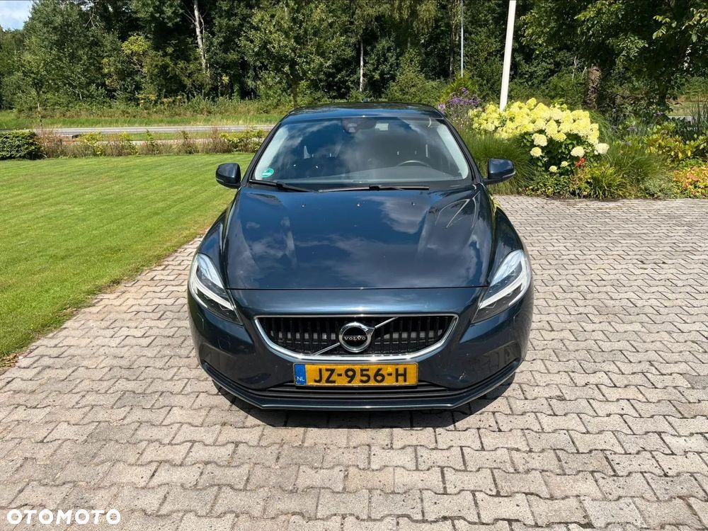 Volvo V40 D2 Momentum - 20