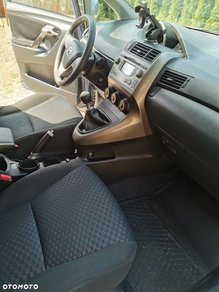 Toyota Verso - 6