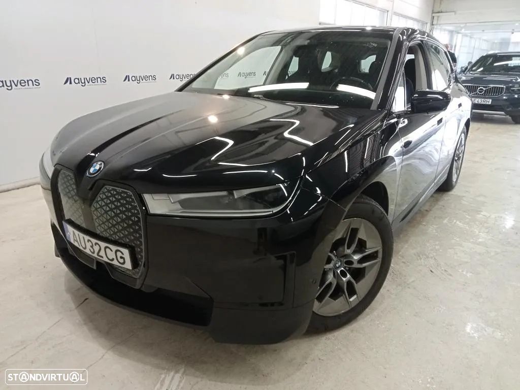BMW iX xDrive 40 - 1