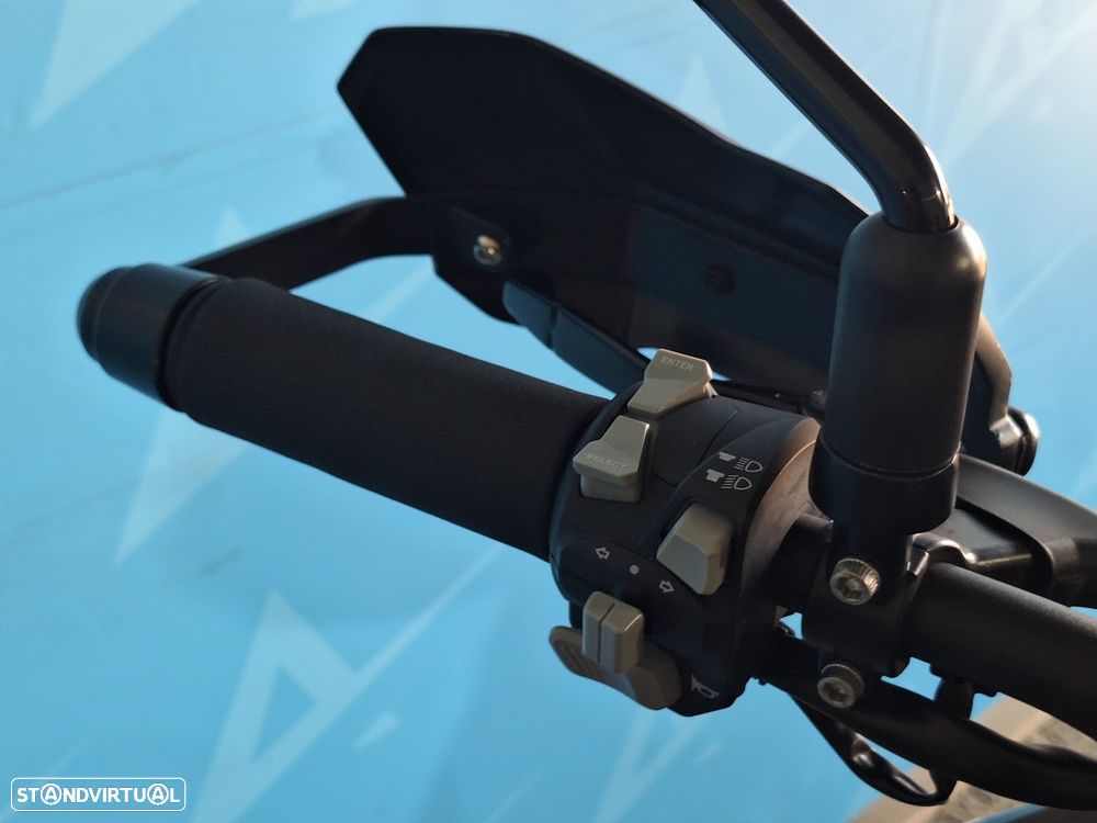 Benelli TRK 702 X - 8