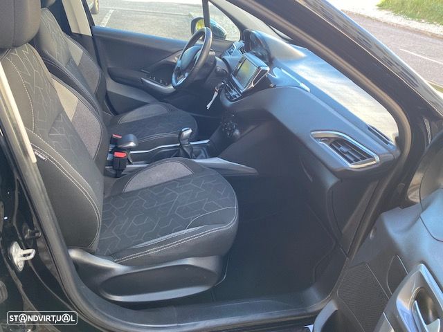 Peugeot 2008 1.6 BlueHDi Style - 6