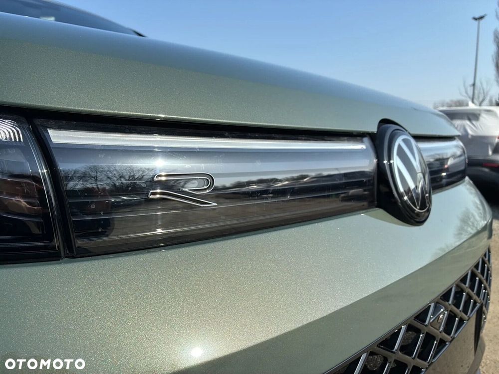 Volkswagen Tiguan - 14