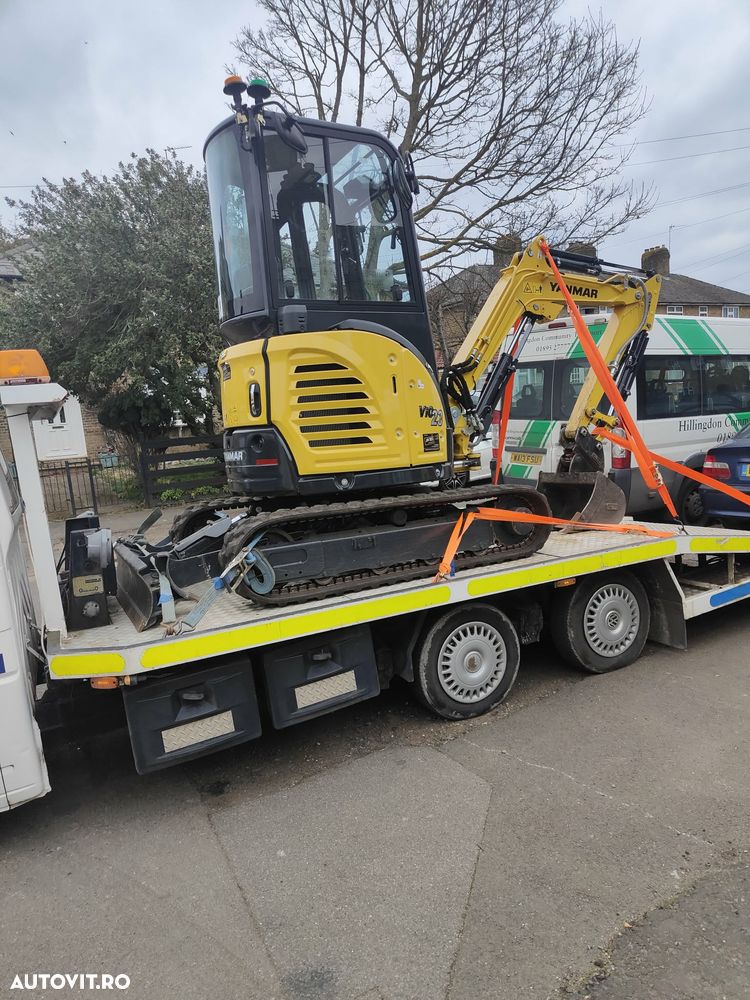 Yanmar Vio23 - 1