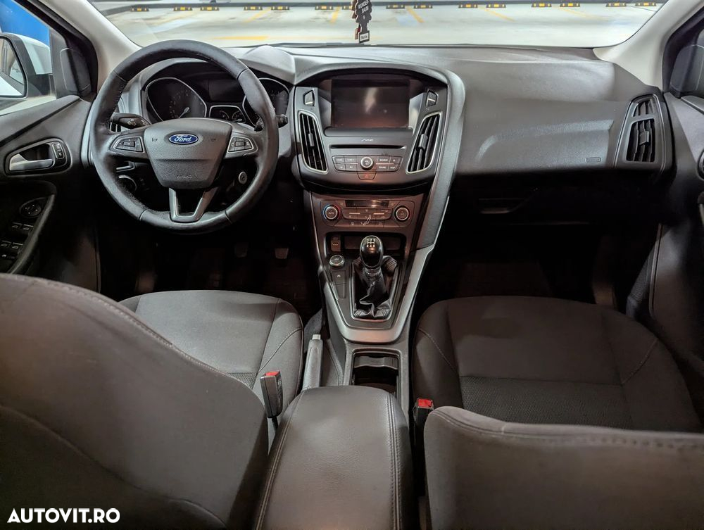 Ford Focus 1.0 EcoBoost Start Stop Trend - 34