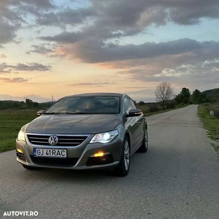 Volkswagen Passat CC - 1
