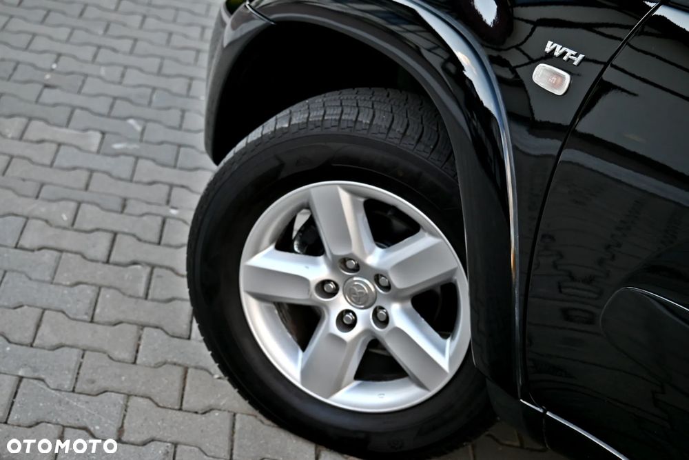 Toyota RAV4 2.0 VVT-i Sol - 17