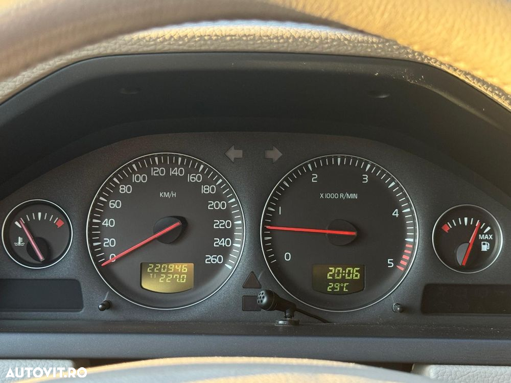 Volvo XC 90 D5 Summum - 19
