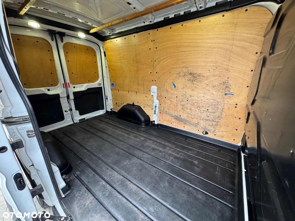 Ford Transit L2H2 - 18
