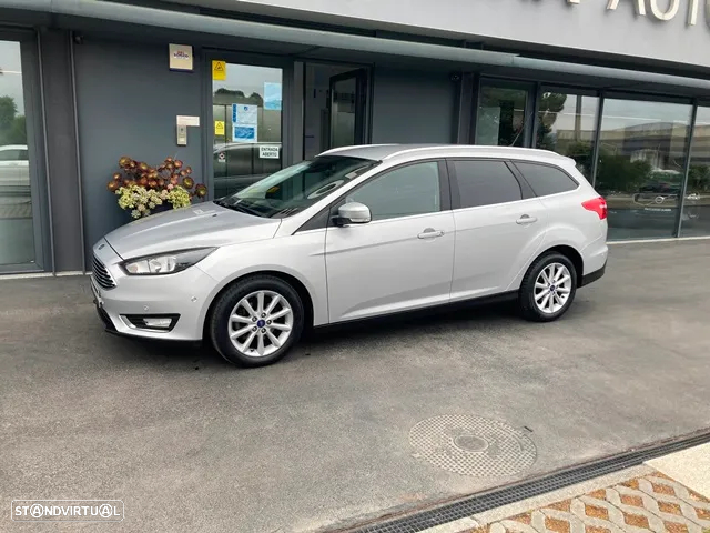 Ford Focus SW 1.5 TDCi Titanium - 5