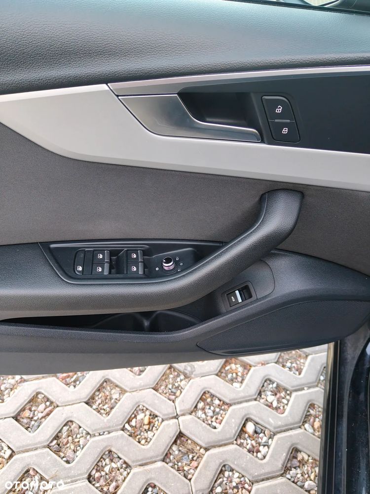 Audi A4 Avant 40 TDI S tronic sport - 16