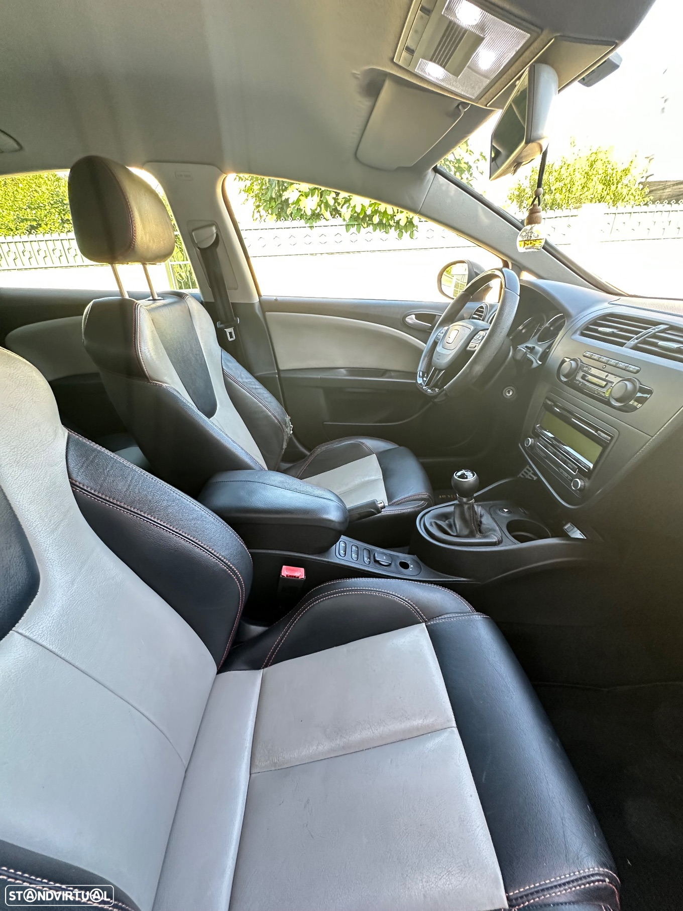 SEAT Leon 1.6 TDI Ecomotive Sport Start/Stop - 8