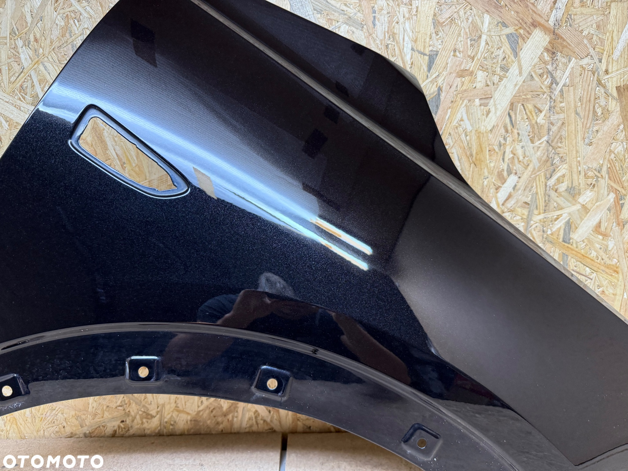 BŁOTNIK PRZÓD PRAWY OPEL CROSSLAND X CZARNY METALIK 39018600 - 26