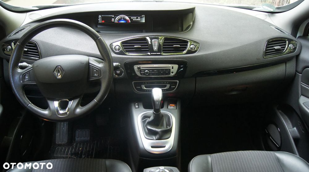 Renault Grand Scenic dCi 110 FAP EDC Bose Edition - 10