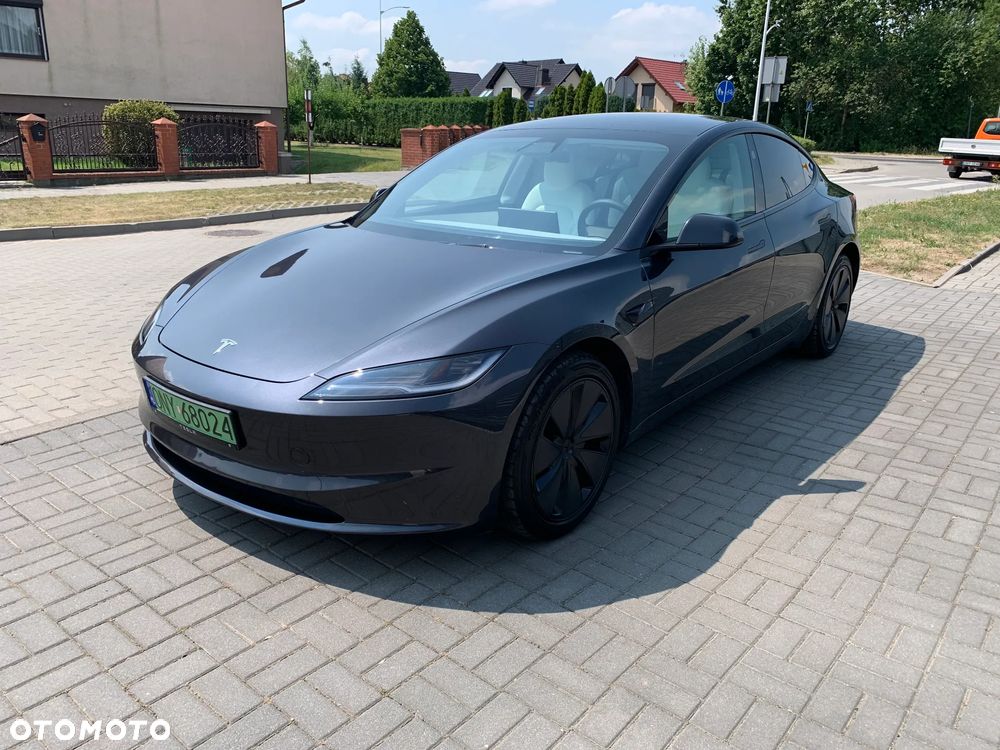 Tesla Model 3 AWD - 3