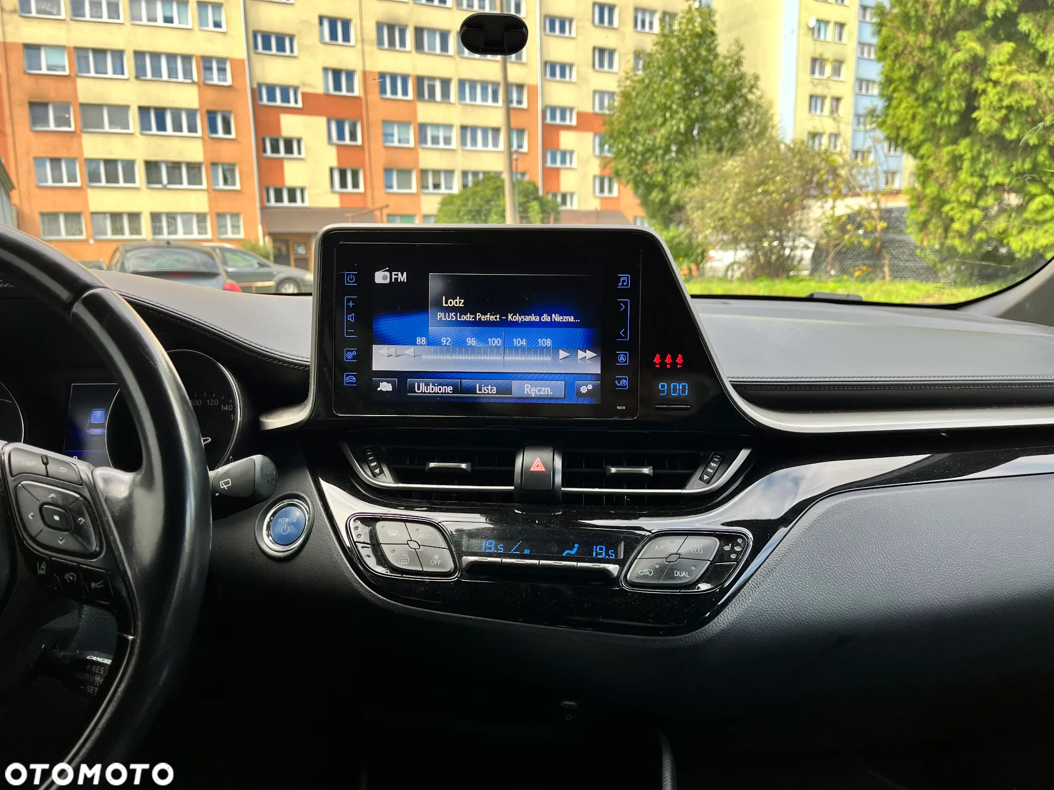 Toyota C-HR 1.8 Hybrid GPF Executive - 17