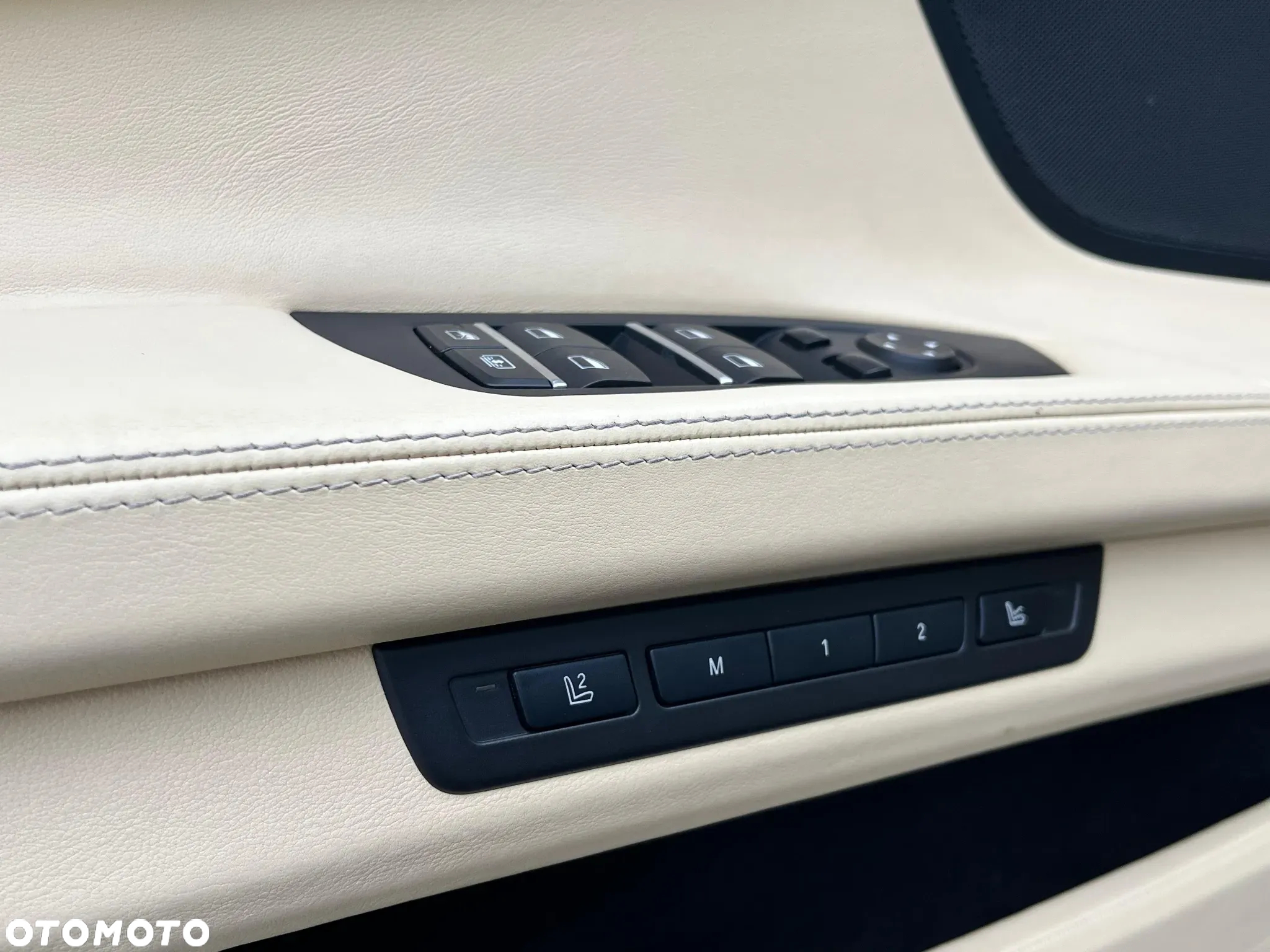 BMW Seria 7 - 11