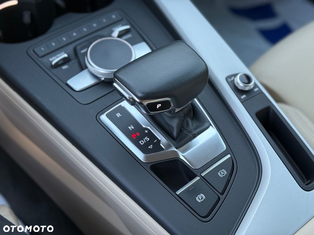 Audi A4 Avant 35 TFSI S tronic - 26