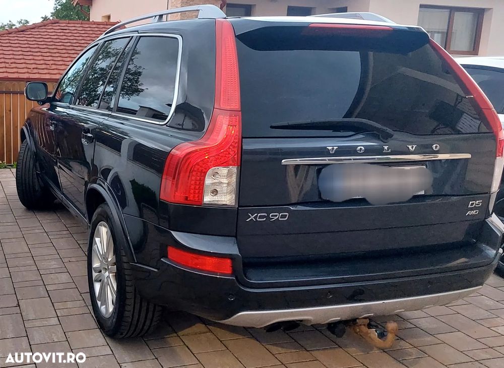 Volvo XC 90 D5 AWD - 1