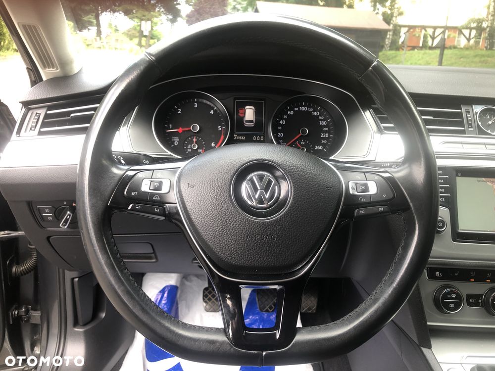 Volkswagen Passat Variant 1.6 TDI (BlueMotion Technology) Comfortline - 13