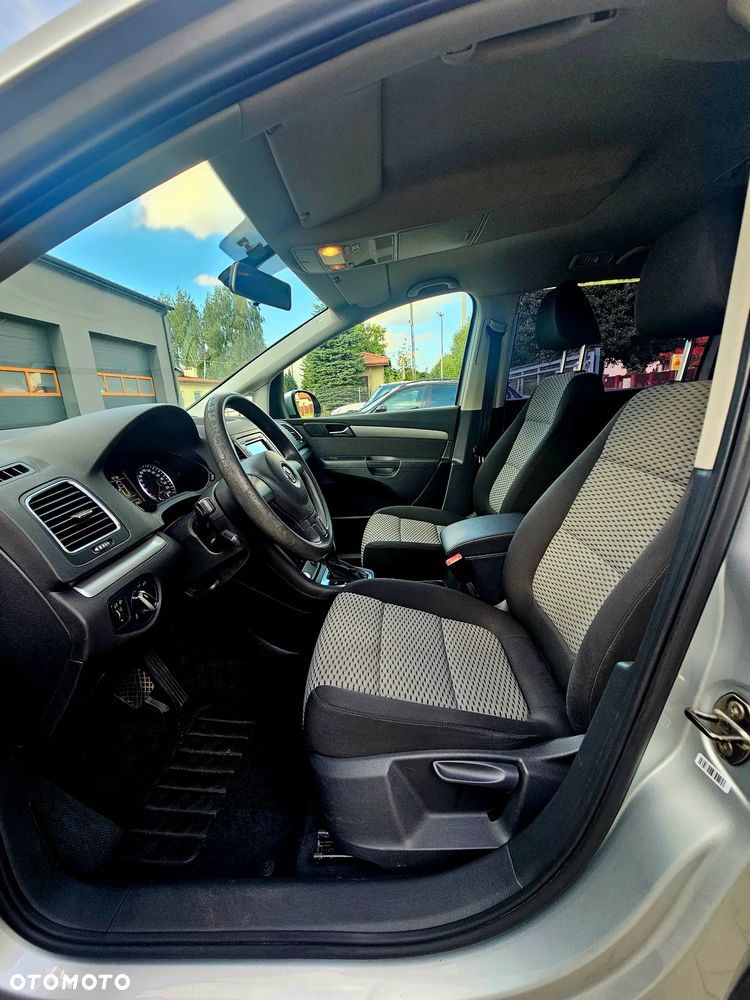 Volkswagen Sharan 2.0 TDI DSG BlueMotion Technology Trendline - 9