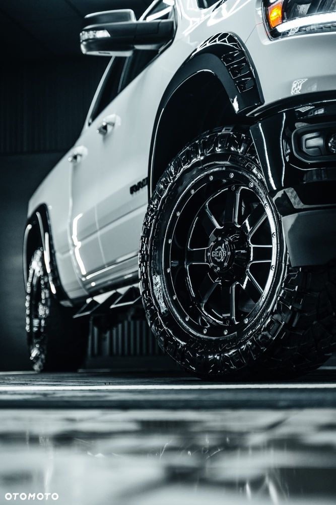 RAM 1500 Quad Cab Longbed Bighorn - 11