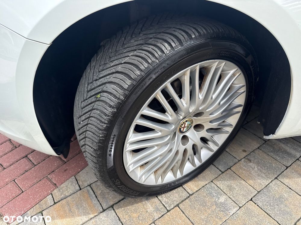 Alfa Romeo Giulietta 1.4 TB 16V Multiair TCT Collezione - 17