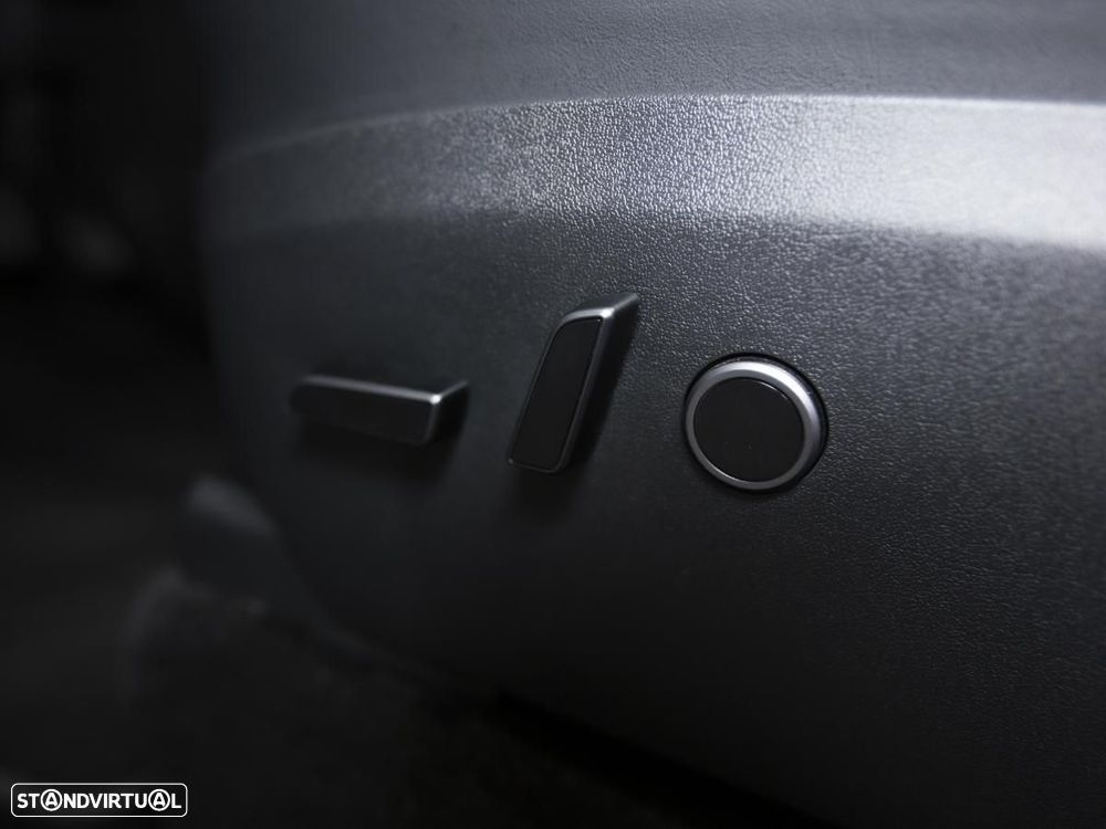 Tesla Model Y Long Range Tração Integral - 25