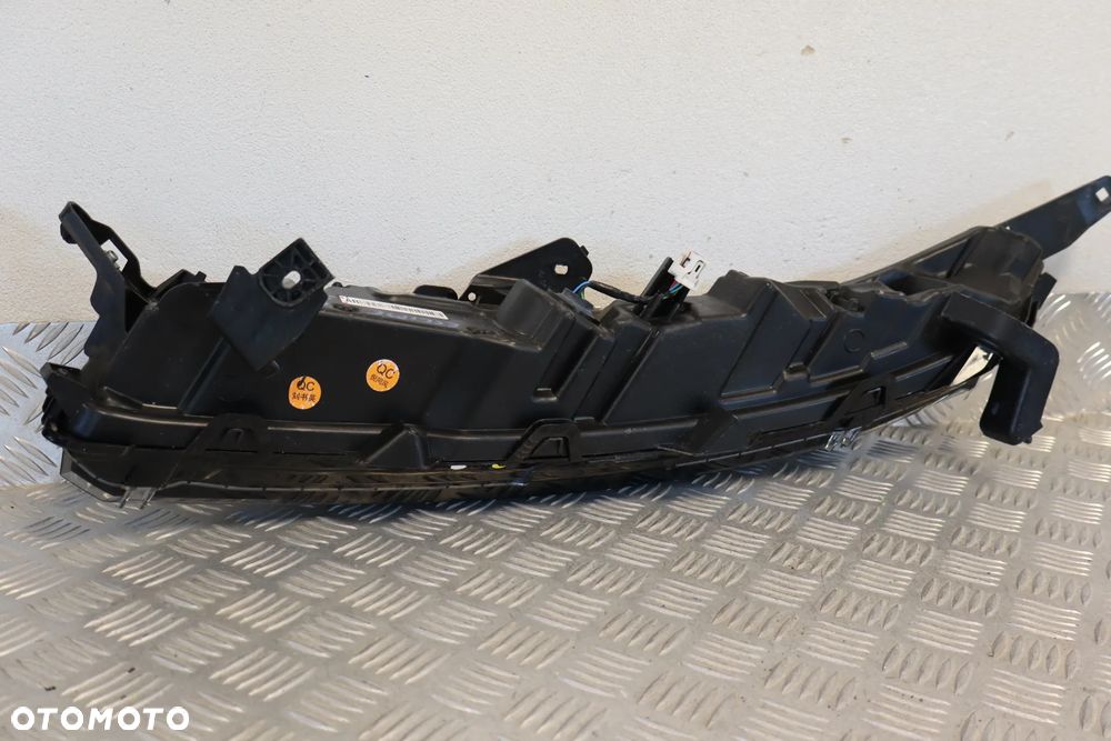 LAMPA PRZEDNIA PRZÓD PRAWA MITSUBISHI ECLIPSE CROSS LIFT EDM92206010 EDM922-06010 2020- - 13