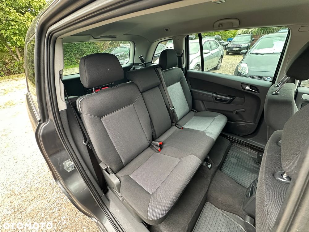 Opel Zafira - 26