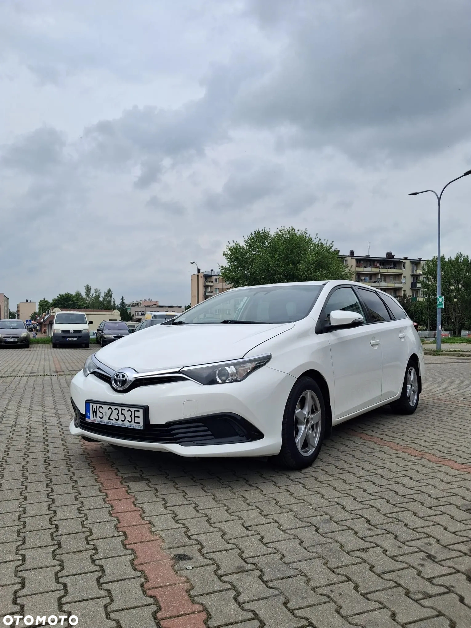Toyota Auris - 14