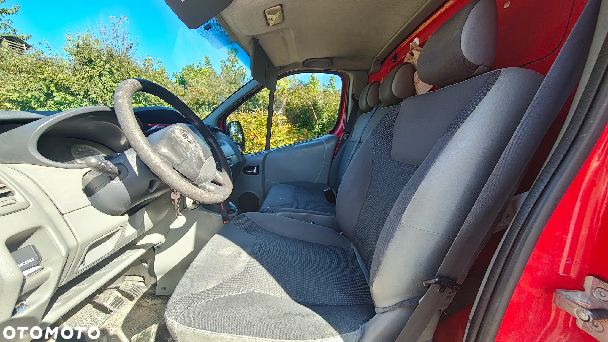 Opel VIVARO 2.0 - 6