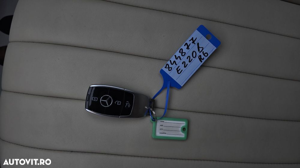 Mercedes-Benz E - 21