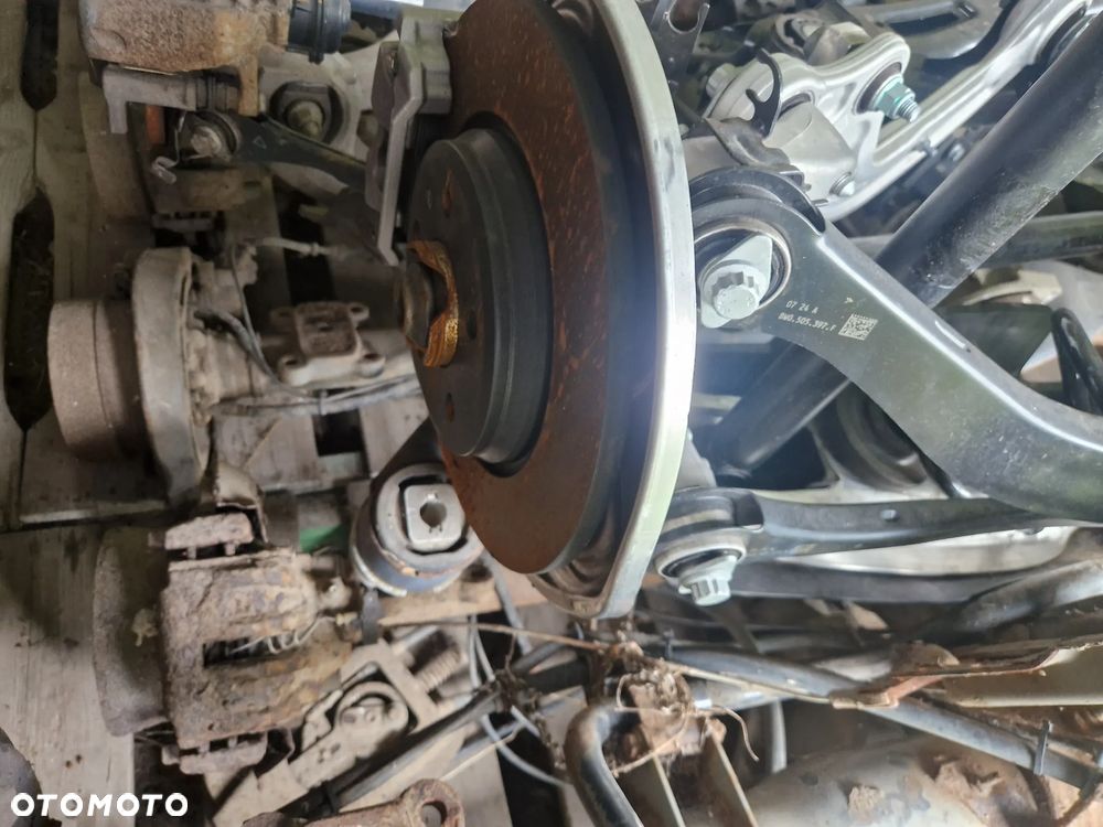 ZAWIESZENIE MOST DYFER AUDI A4 B9 2024r - 6