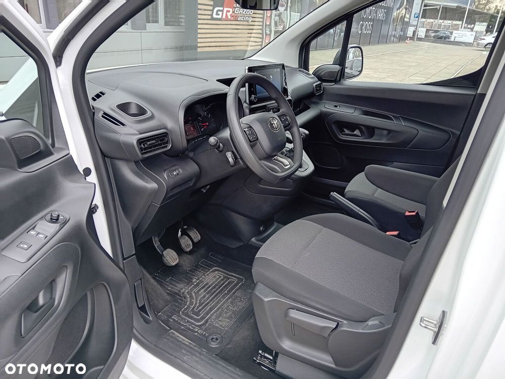Toyota Proace City - 9