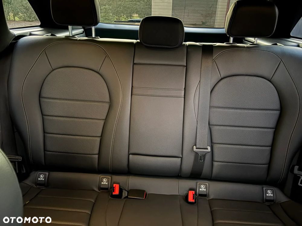 Mercedes-Benz GLC 300 4Matic 9G-TRONIC - 10