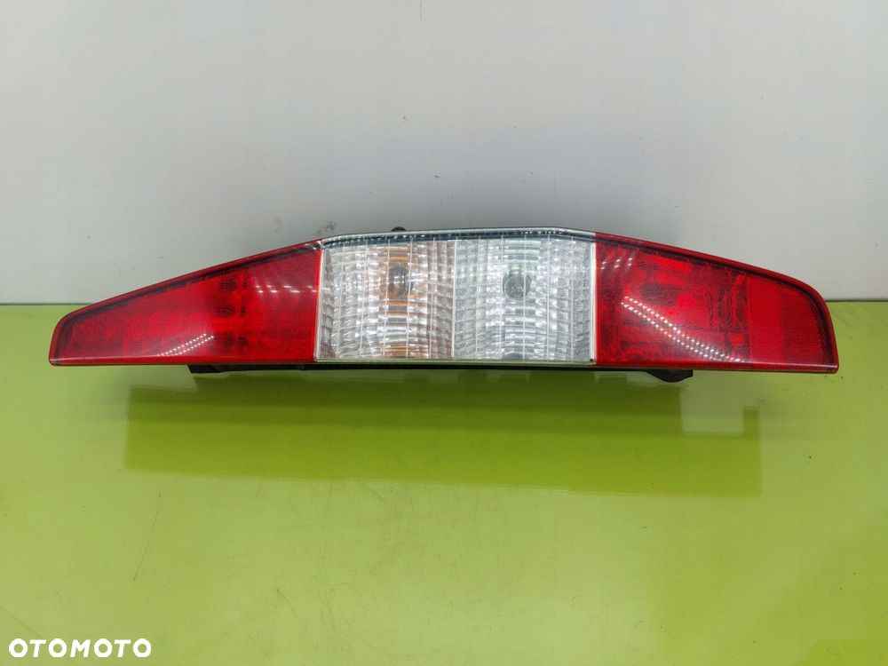 Lampa prawa tylna tył Fiat Doblo I 1,6 16V B 00-04 R 40600748 040600999000 - 1