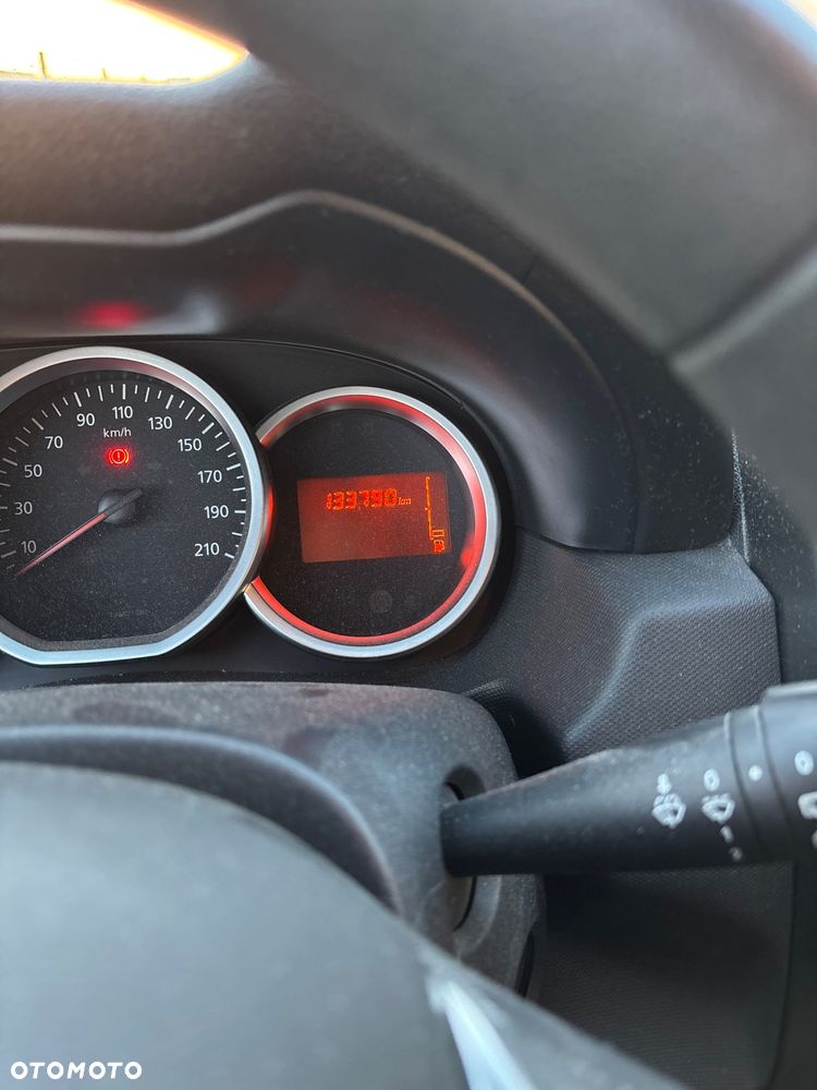Dacia Duster 1.6 SCe Open S&S - 23