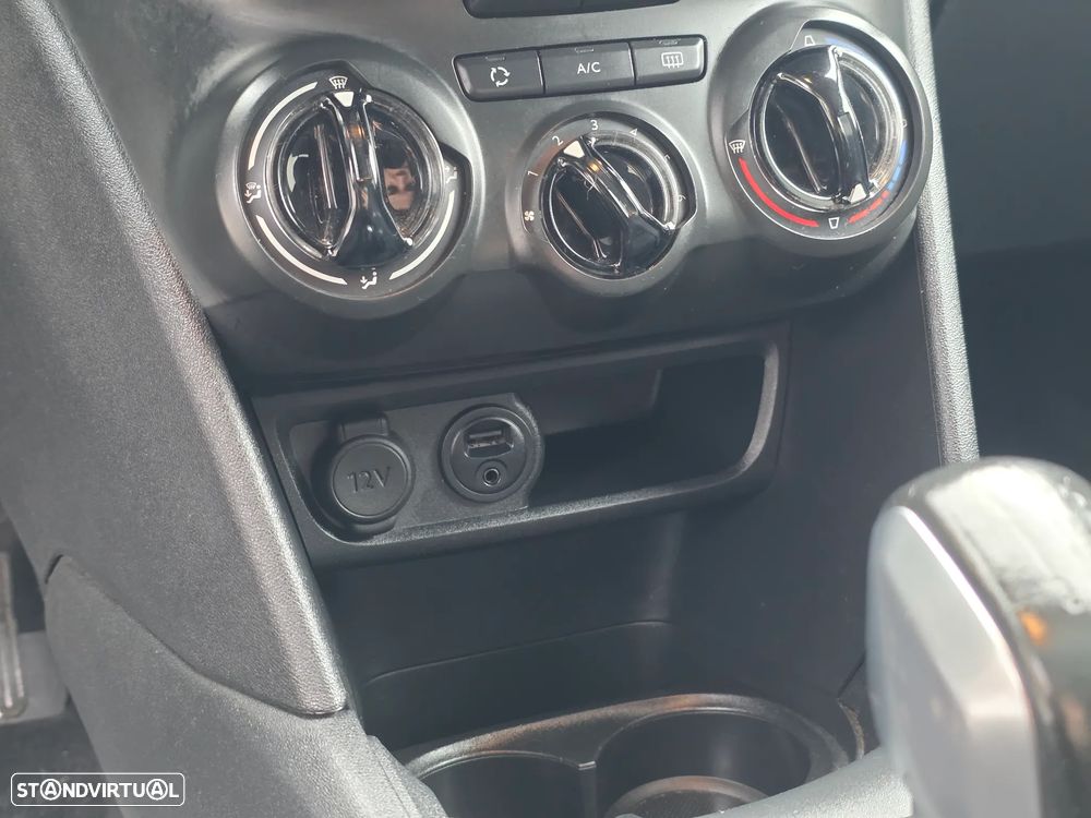 Peugeot 208 1.2 PureTech Style - 20