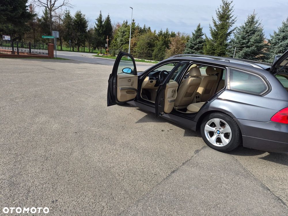 BMW Seria 3 320d - 3