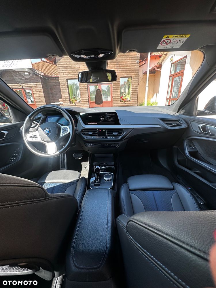 BMW Seria 1 - 24