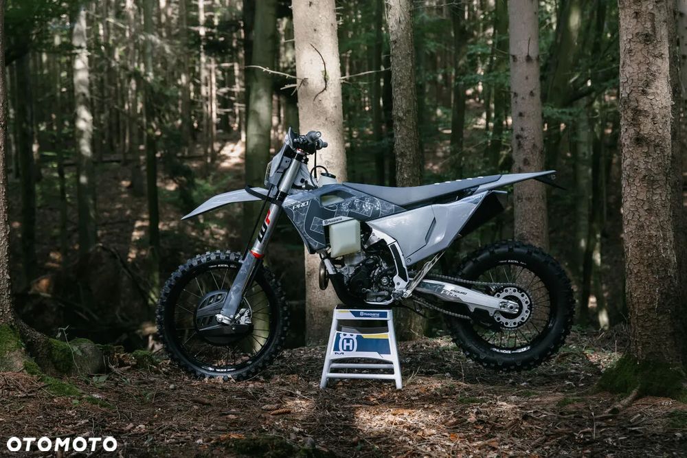Husqvarna FE - 22