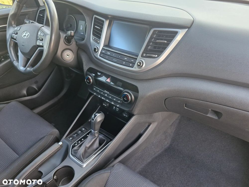 Hyundai Tucson blue 1.7 CRDi 2WD DCT Classic - 11