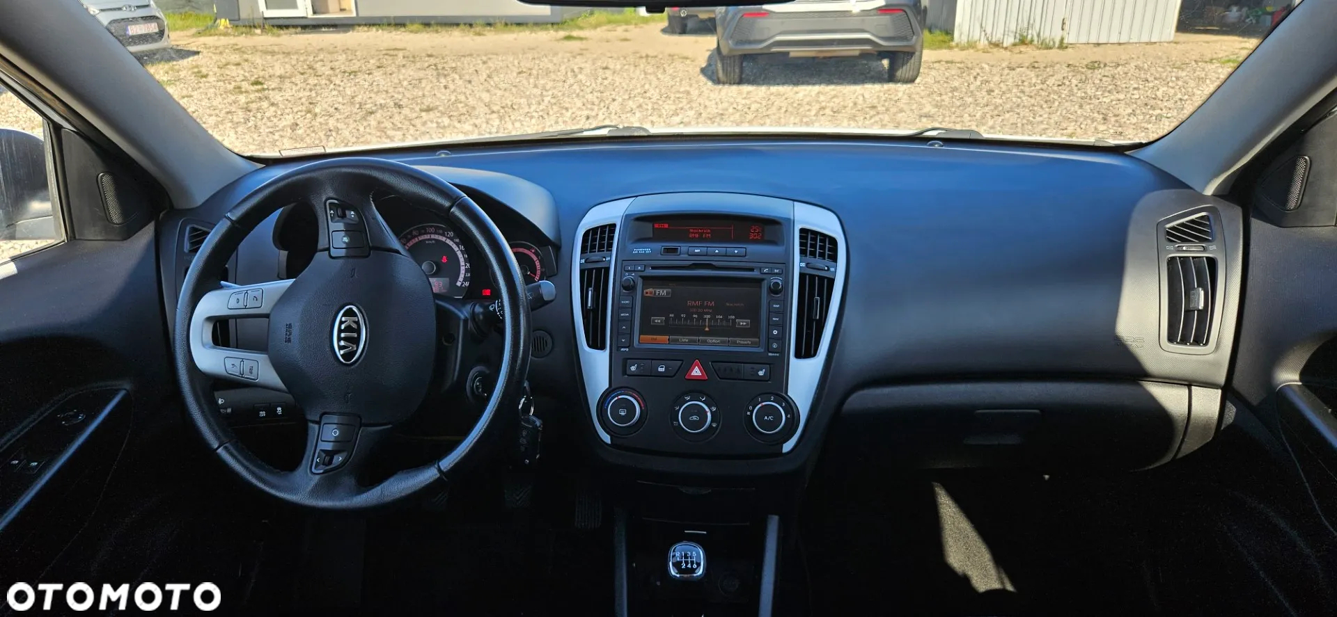 Kia Ceed 1.6 CRDi 90 ISG Spirit - 35
